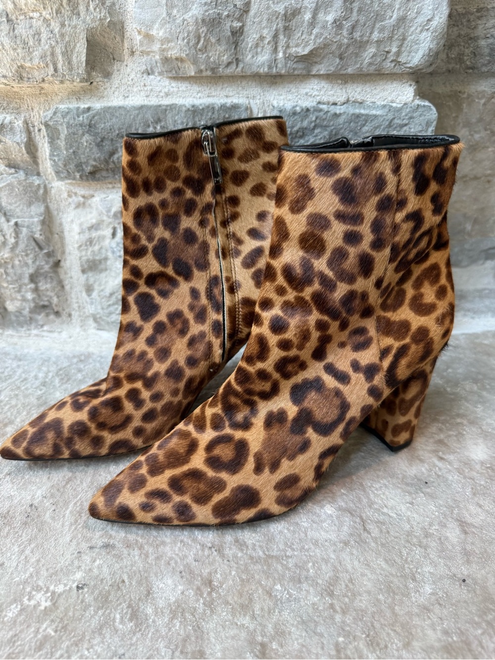 Brand New Marc Fisher LTD Ulani Leopard Print Pointed Toe Ankle Boots - Brown